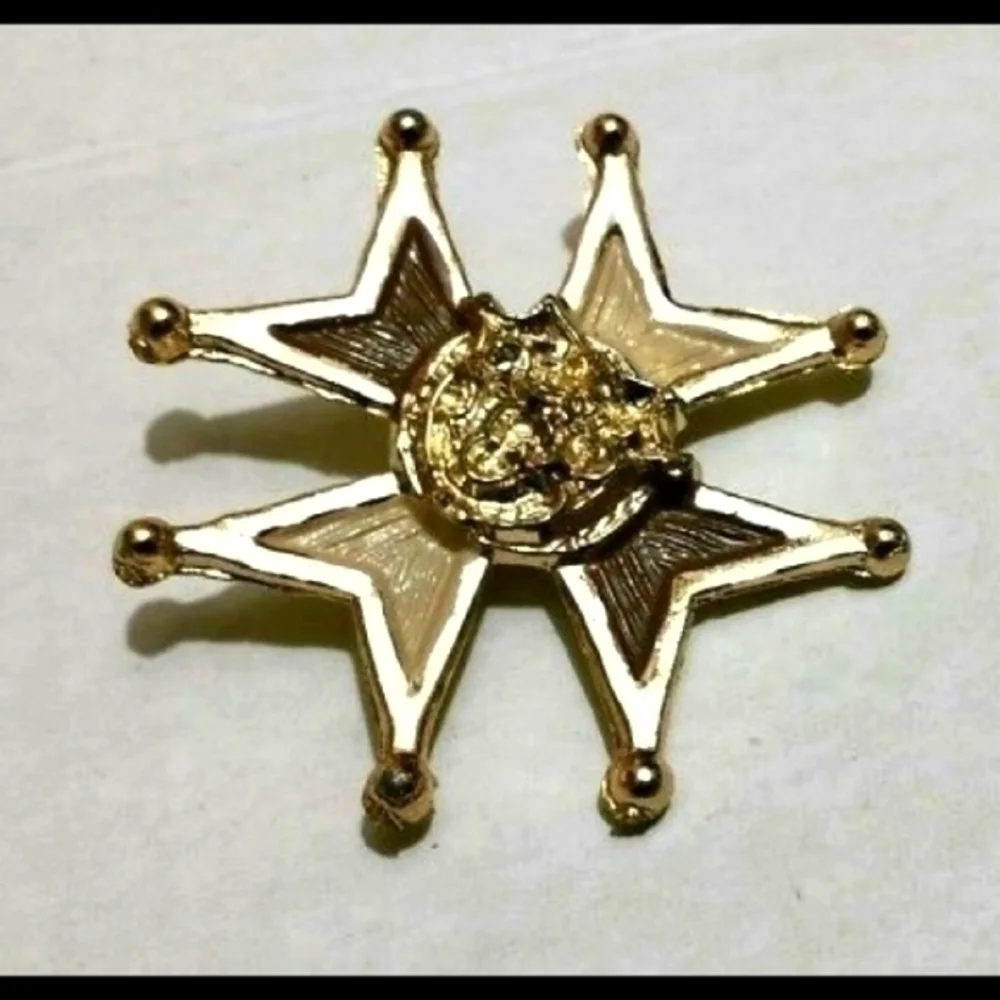 Triple Cyclists 8 Point Badge
